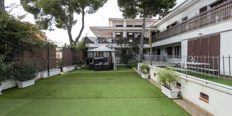 Mediterranes Chalet mit Ferienvermietungs- Lizenz in Strandnähe
