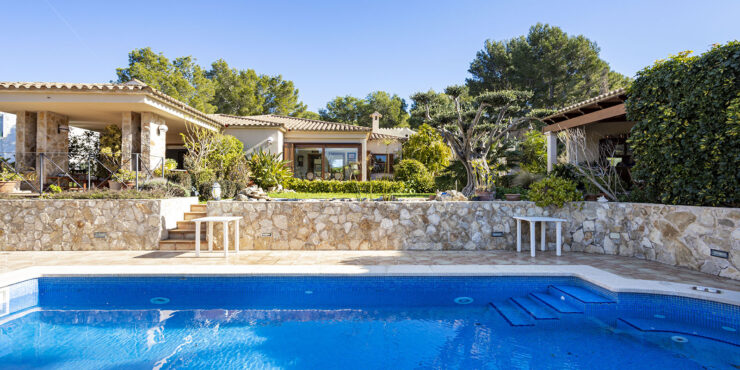 Mallorca Villa im Bungalow-Stil mit Pool in Hafen-/ Strandnähe