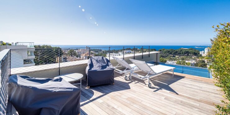 Neubau: Duplex- Eck Penthouse mit idyllischer Dachterrasse und Pool
