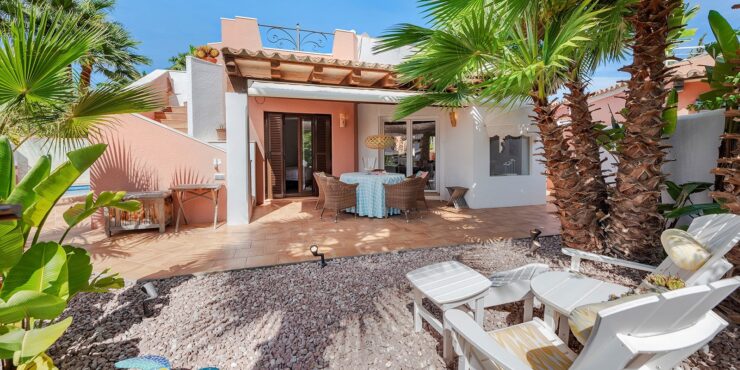 Mediterranes Haus mit privatem Pool in toller Lage