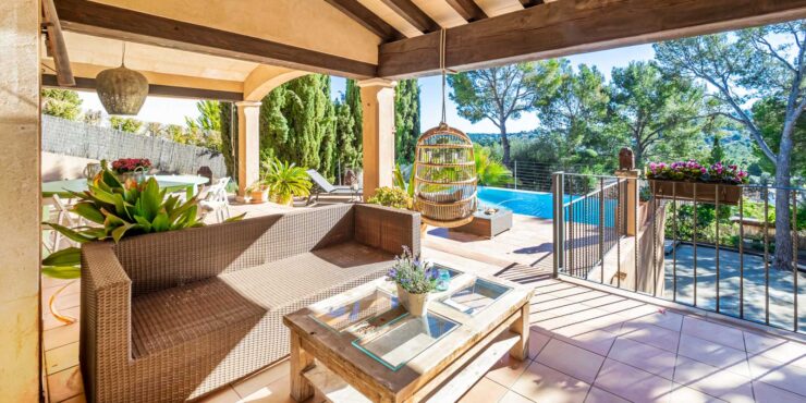 Harmonische Villa in Südlage mit ganz besonderem Charme